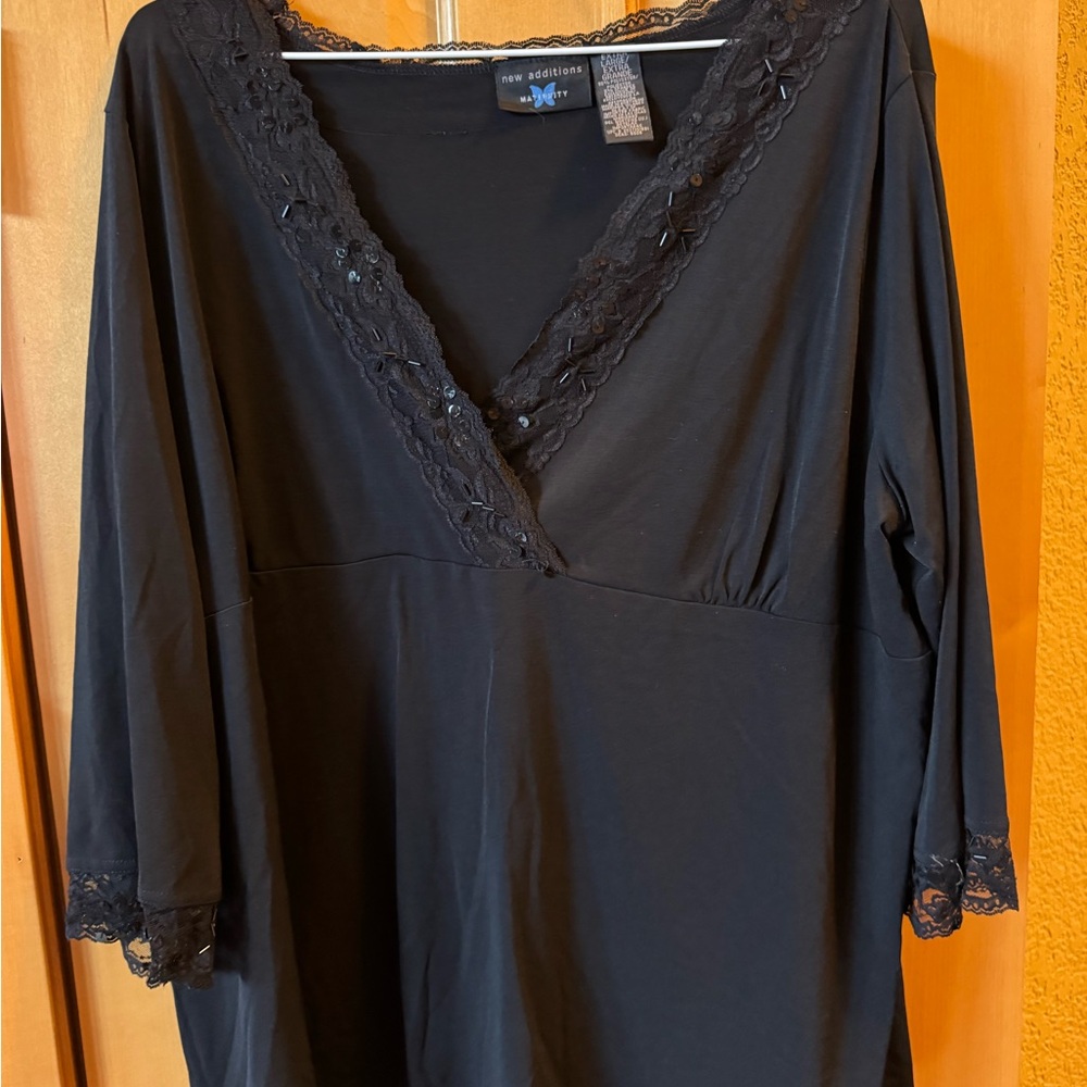 9 like new XL Maternity tops